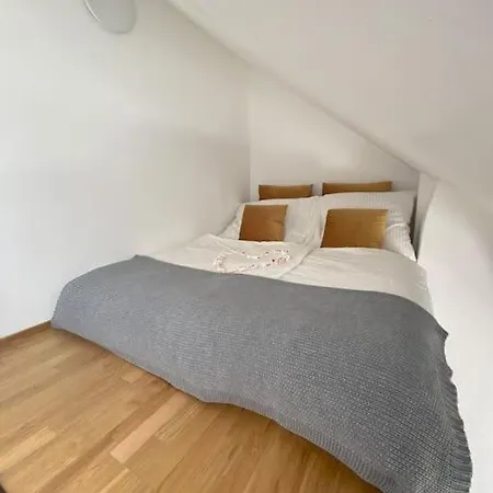 Lovely Apartment *